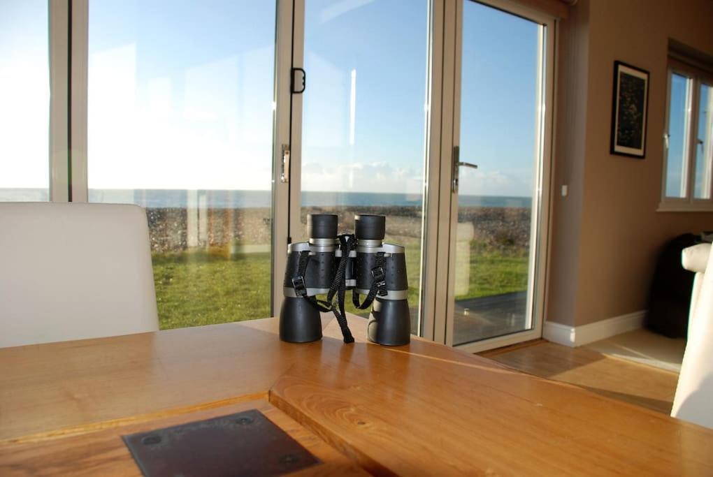 Wow I'M Living On The Beach. Luxury 4 Bed Sleeps 8 باغهام المظهر الخارجي الصورة